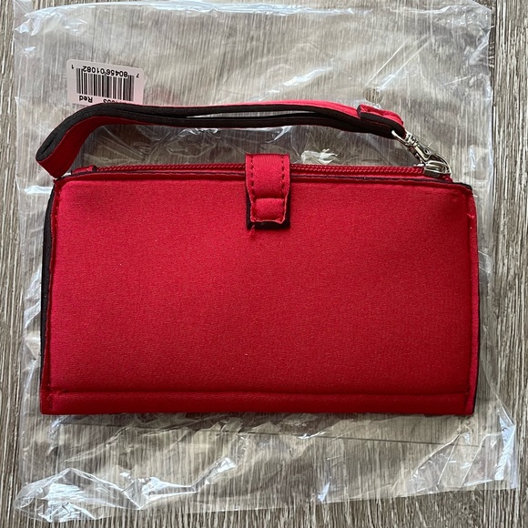 NWOT K•Carroll RED Wristlet with Zipper opening, inside slots & Detachable Strap - Picture 6 of 10